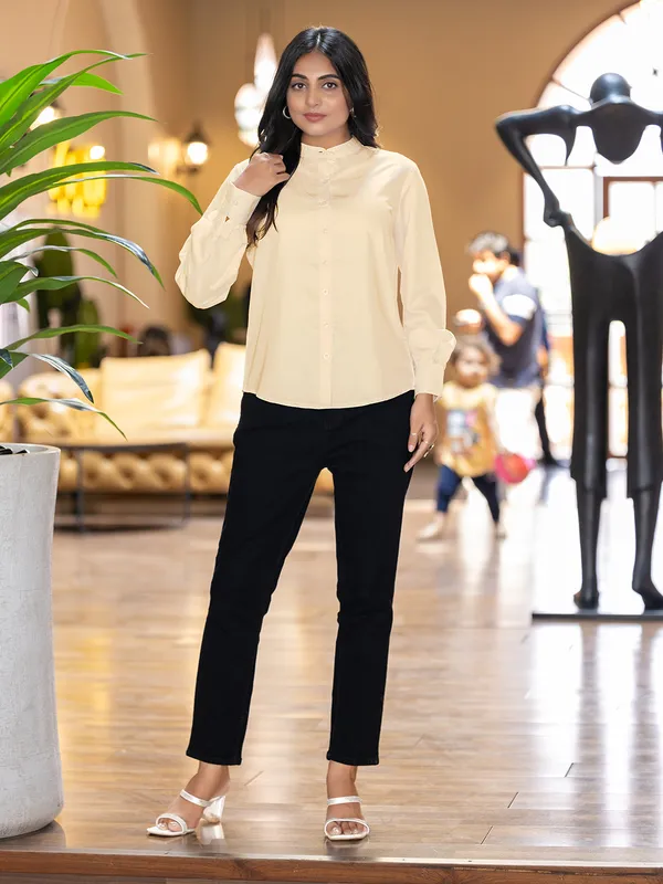 Cream_Cotton_Shirts_For_Women