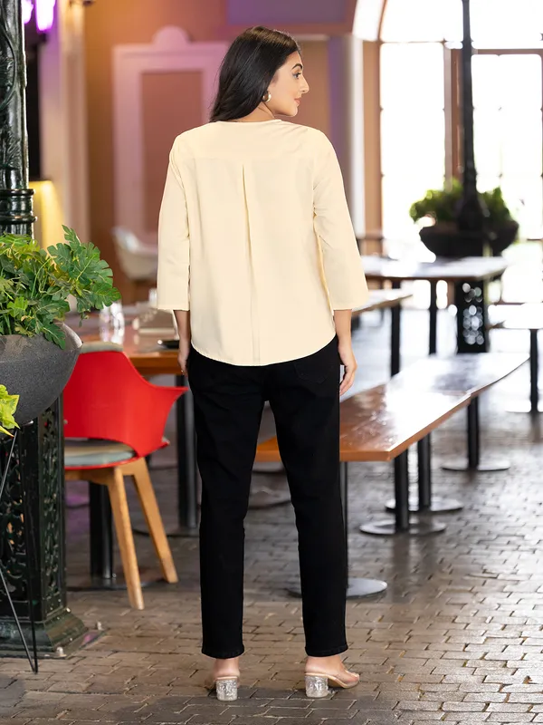 Cream_Cotton_Shirts_For_Women