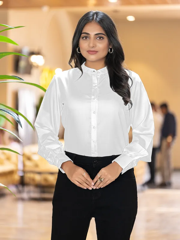 White_Cotton_Shirts_For_Women