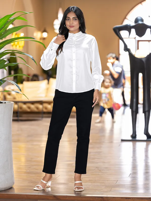White_Cotton_Shirts_For_Women