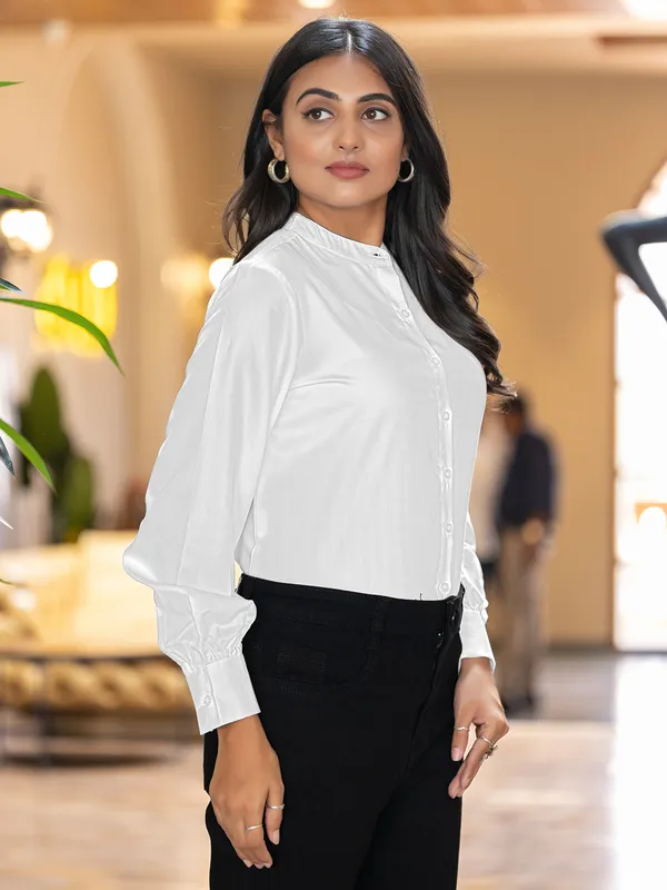 White_Cotton_Shirts_For_Women