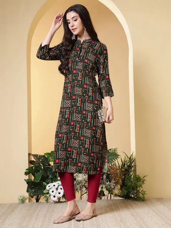 Green_Viscose_Rayon_Kurtis_For_Women