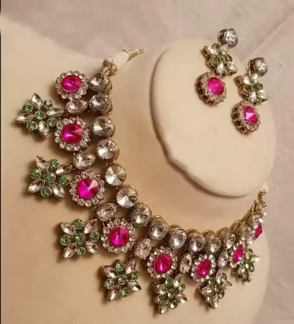 Viva_Jewels_Traditional_Gold-Plated_Kundan_Statement_Necklace_Set_–_Royal_Choker_with_Pink_&_Green_Accents_and_Matching_Drop_Earrings