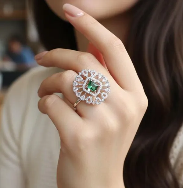 Viva_Jewels_Regal_Silver-Plated_Emerald_Green_Statement_Ring_–_Handcrafted_Floral_Sunburst_Cocktail_Ring_with_Brilliant_Zircon_Accents