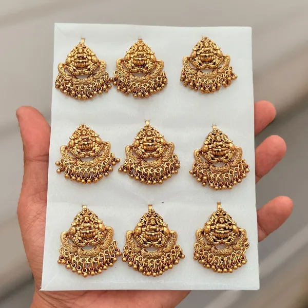 Viva_Jewels_Traditional_Gold-Plated_Temple_Hair_Jada_Brooches_–_Majestic_Goddess_Lakshmi_Motif_Hair_Pins_with_Antique_Beadwork_(Set_of_9)