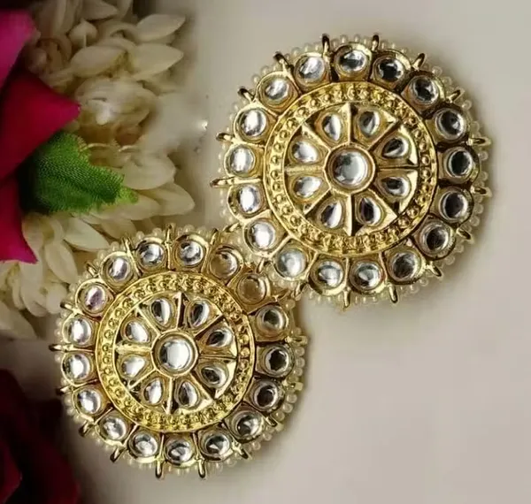 Viva_Jewels_Royal_Radiance_Kundan_Studs_–_18K_Gold-Plated_Sunburst_Statement_Earrings_with_Micro-Pearl_Border_and_High-Clarity_Kundan_Polki