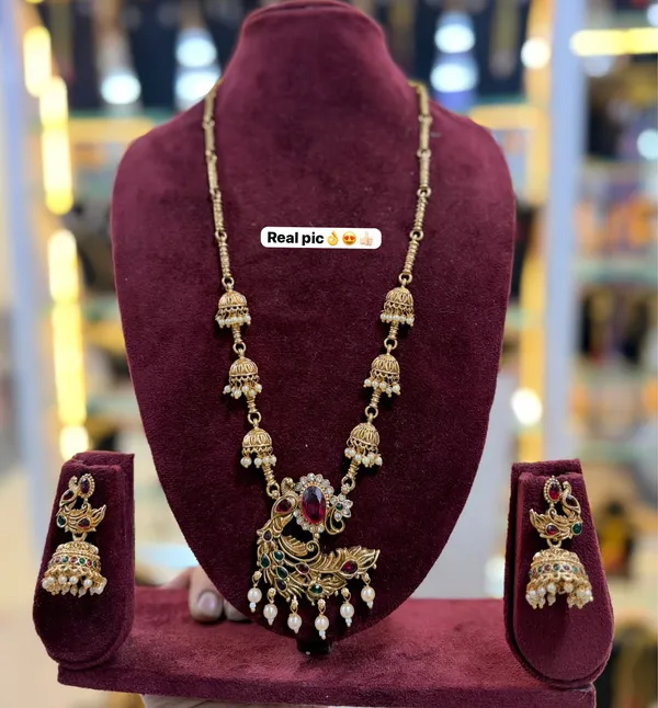 Viva_Jewels_Regal_Peacock_Motif_Temple_Pendant_Set_–_Premium_Gold-Plated_Long_Haar_with_Intricate_Jhumka_Beadwork_and_Matching_Earrings