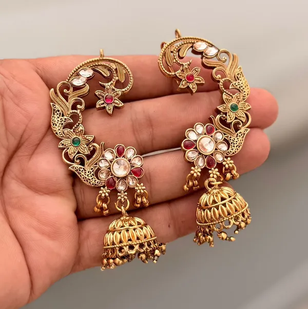 Viva_Jewels_Regal_Filigree_Ear-Cuff_Jhumka_–_Antique_Gold-Plated_Full-Ear_Crawler_with_Intricate_Floral_Engravings,_Ruby-Emerald_Accents,_and_Matching_Maang_Tikka_Set