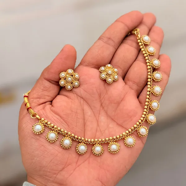 Viva_Jewels_Regal_White_Shell_Pearl_Antique_Gold-Plated_Choker_Set_–_Classic_Minimalist_Circular_Pearl_Motif_Necklace_with_Matching_Floral_Stud_Earrings_for_Weddings_&_Festive_Glamour