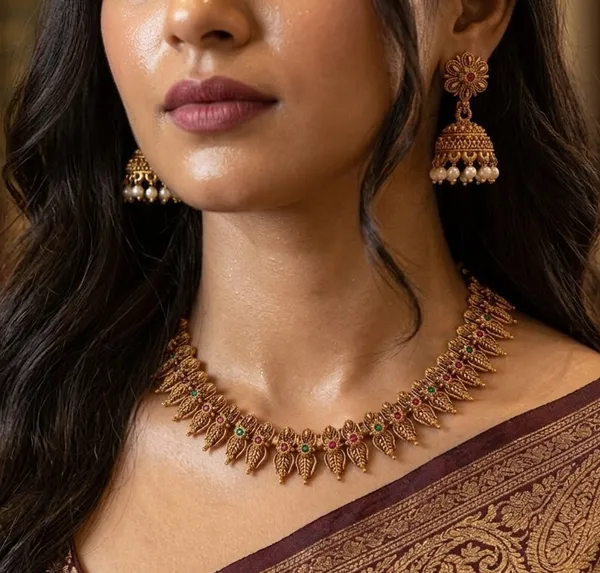 Viva_Jewels_Traditional_Antique_Gold-Plated_Mango_Leaf_Kemp_Choker_Set_–_Royal_Matte_Finish_South_Indian_Style_Festive_Necklace_with_Matching_Jhumka_Earrings_for_Weddings