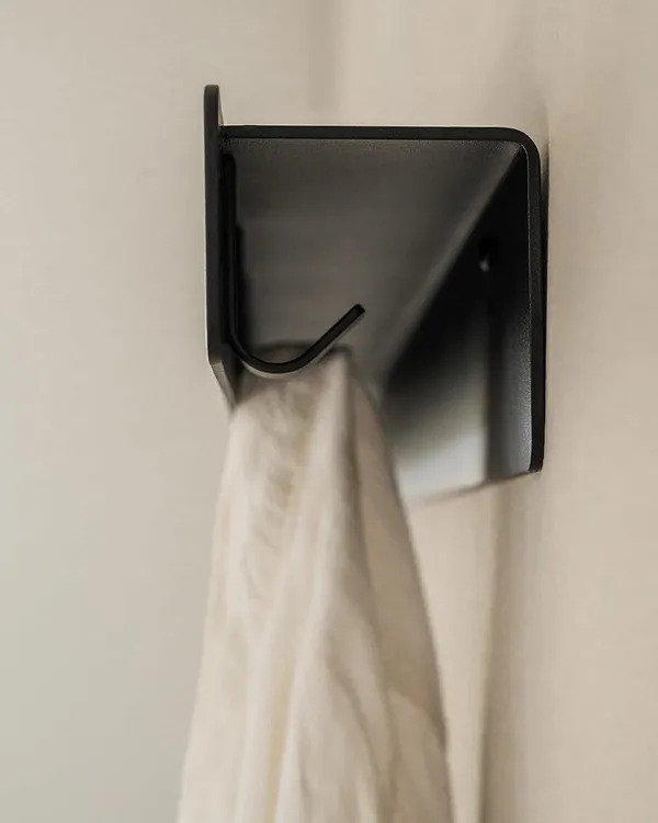 Black_Kian_Modern_Wall_Mount_Coat_Rack_With_Shelf_Metal_60X4X20_Cm_Hidden_Hooks_Heavy_Duty_Entryway_Organizer_Hardware_Included