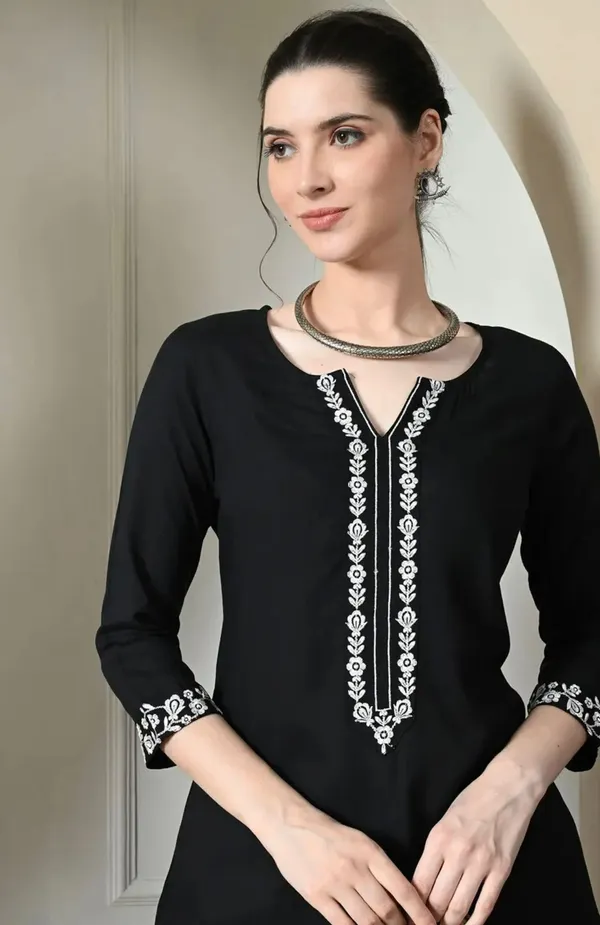 Black_Embroidered_Kurti_Viscose_Rayon_For_Women