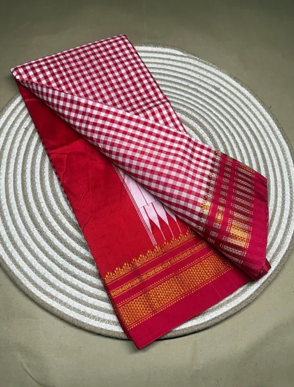 Small_Check_Cotton_Silk_Saree_With_Tope_Teni_-_Original_Quality