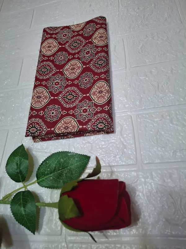 Botle_Green_Gopika_Narayanpet_Cotton_Masarasaised__And_Kalamkari_1_Meter_Matching_Blouse_Free_For_Women