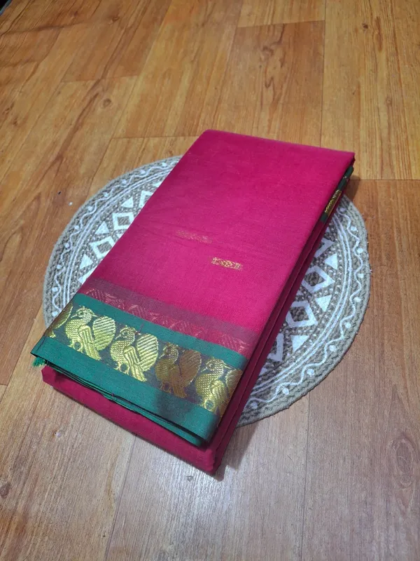Rani_Pink_Shrinidhi_Butta_Chettinadu_Cotton_Saree_With_Contrast_Chitt_Pallu