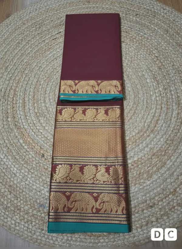 Deep_maroon_with_jari_border_narayanpeth_cotton_masarasaised_saree.