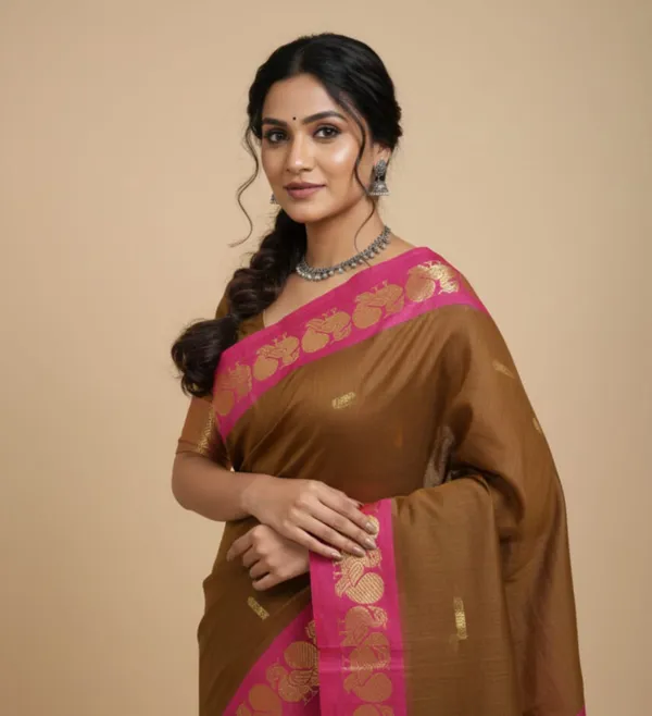 Amber_Brown_Shrinidhi_Butta_Chettindu_Cotton_Saree_With_Contrat_Chitt_Pallu