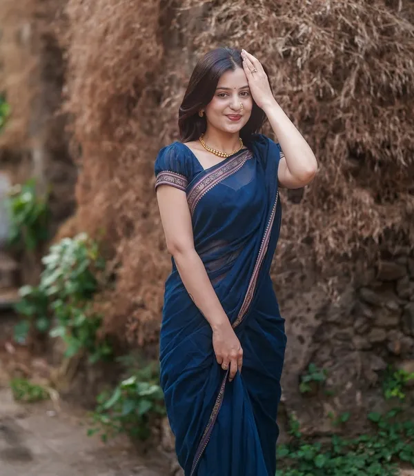 Aragini_Narayanpeth_pure__cotton_masarasaised_saree_with_Running_blouse_-_Navy_Blue_
