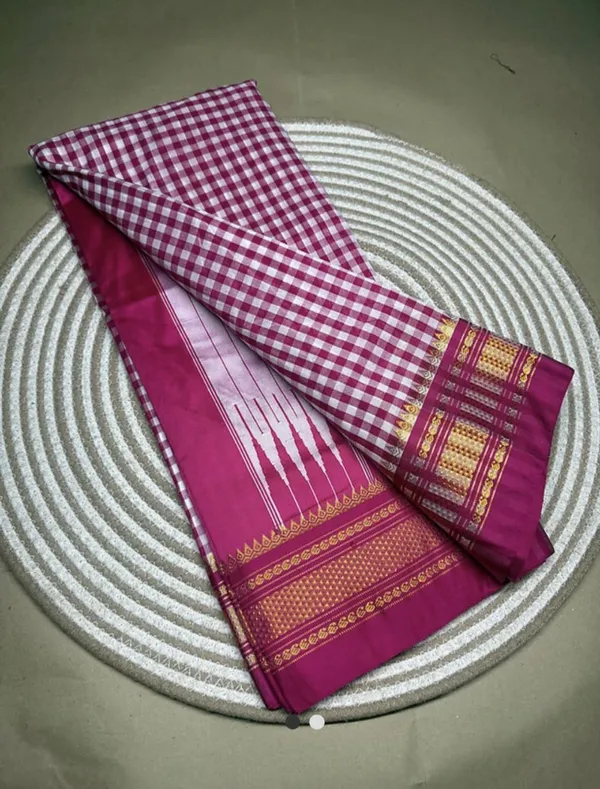Small_Check_Cotton_Silk_Saree_Tope_Teni_Pallu_-_Original_Quality