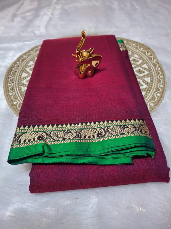 Magenta_Purple_Aragini_Narayanpet_Cotton_Masaraised_And_Kalamkari_1_Meter_Matching_Blouse_Free_For_Women