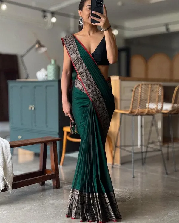 Bottle_Green_Soundarya_Collection_And_Kalamkari_1_Meter_Matching_Blouse_Free_For_Women