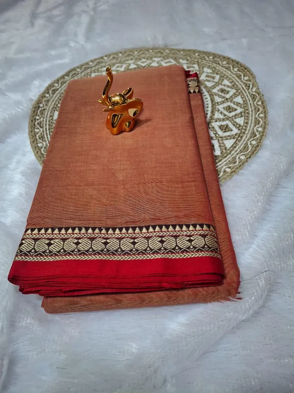 Peach_Maroon_Kalyani_Narayan_Peth_Masarasaised__Cotton_With_Kalamkari_1_Meter_Matching_Blouse_Free_For_Women