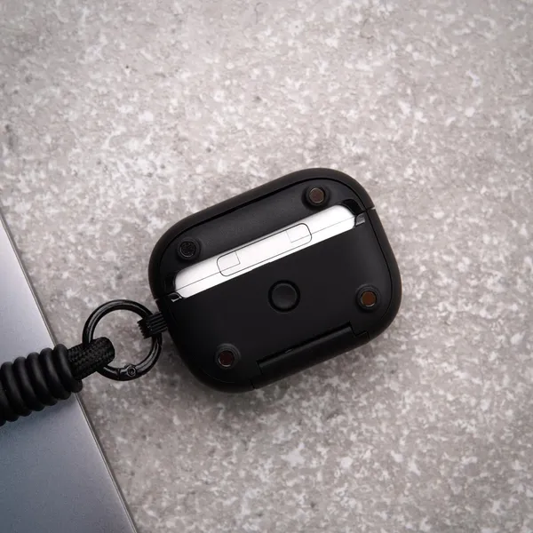 Black_Silicone_Case_Cover_For_Airpods_Pro_With_Lanyard_Strap