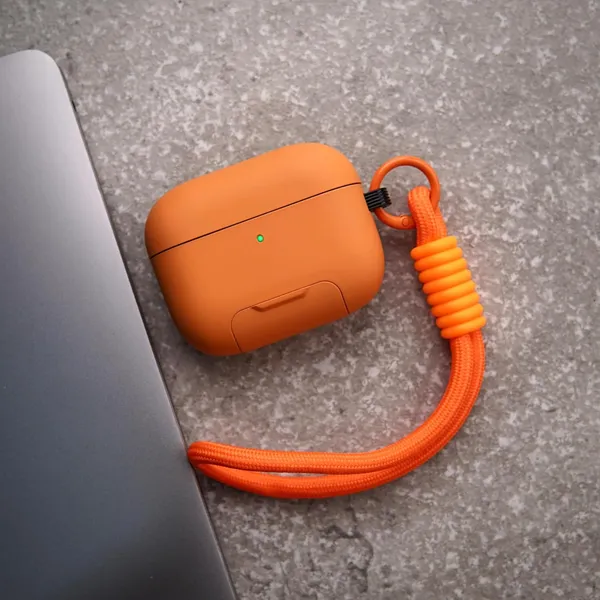Orange_Silicone_Case_For_Airpods_Pro_With_Lanyard