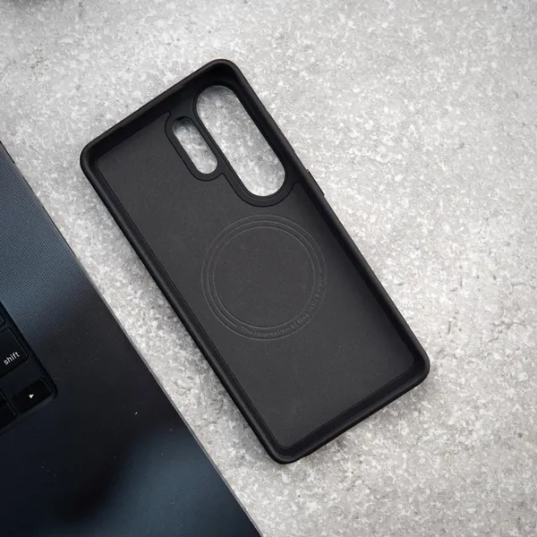 Black_Carbon_Fiber_Textured_Matte_Magnetic_Protective_Back_Cover_Case_For_S26Ultra