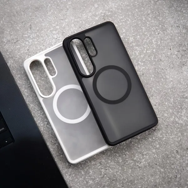 Black_And_White_Wireless_Charging_Magnetic_Transparent_With_Black_Border_Shockproof_Back_Cover_Case_For_S26Ultra