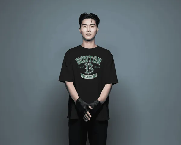 BYCADS_Boston_Graphic_Oversized_T-Shirt_–_Unisex_Streetwear_Cotton_Blend_t_shirt