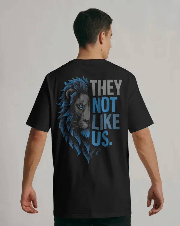 Black_Cotton_Lone_King_Lion_Statement_T-Shirt