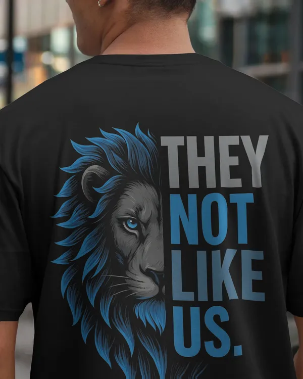 Black_Cotton_Lone_King_Lion_Statement_T-Shirt