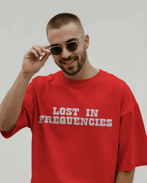 Red_Cotton_Cosmic_Frequency_Oversized_Alien_Unisex_Graphic_Tee