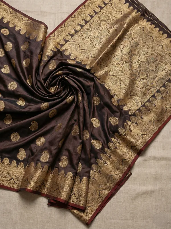Midnight_Regal_Charcoal_Black_Satin_Silk_Banarasi_Zari_Saree_With_Maroon_Border_Detail