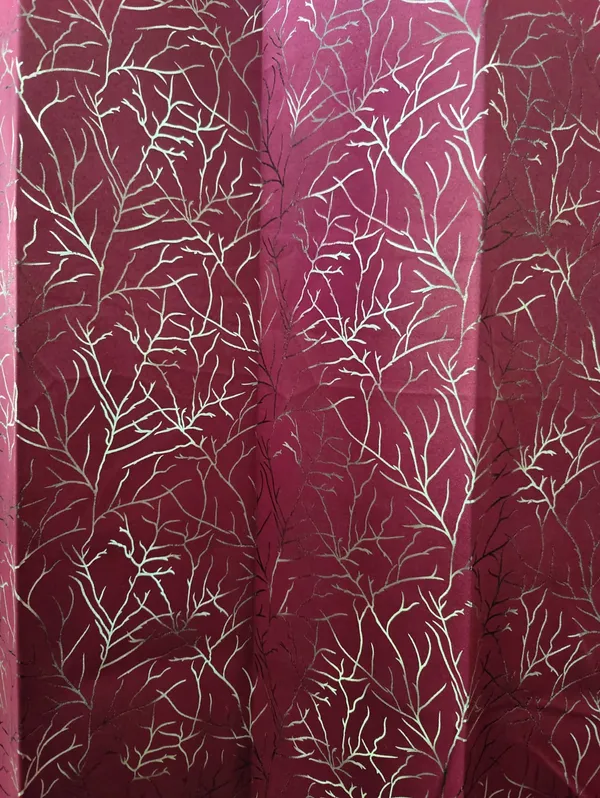 100%_BLACKOUT_FOIL_PRINT_CURTAINS.PACK_OF_TWO_CURTAINS.RED
