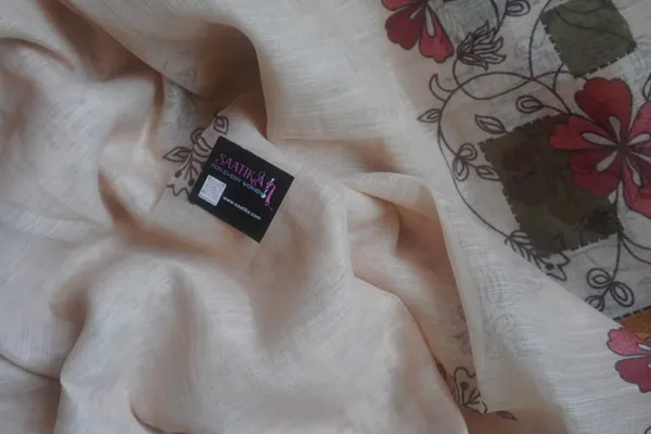 Half_White_Beautiful_Printed_Cotton_Casual_Light_Weight_Saree