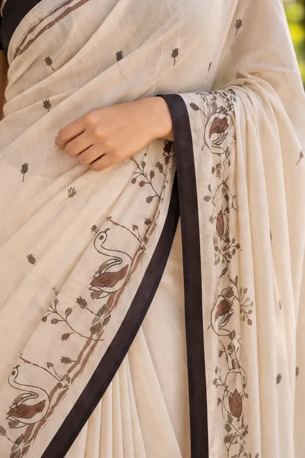 Beautiful_Duck_Print_Beige_color_Chanderi_cotton_Saree_