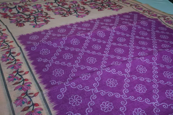 Beautiful_Printed_Orchid_color_Cotton_Linen_Saree_AN081_