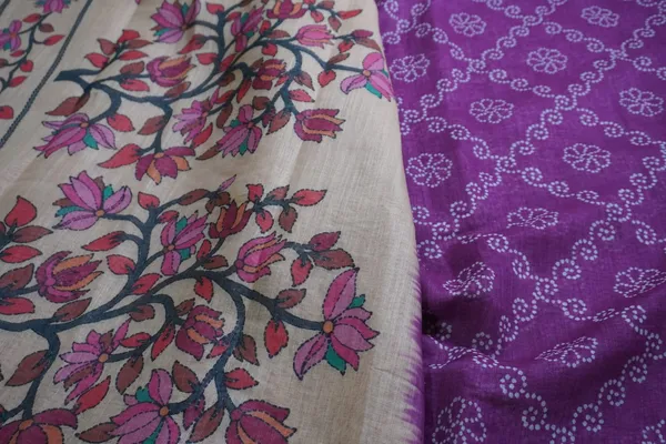 Beautiful_Printed_Orchid_color_Cotton_Linen_Saree_AN081_