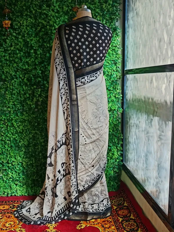 Ivory_color_Premium_Heavy_Mass_Mellow_Saree_with_High_Quality_Zari_Weaving_Border.