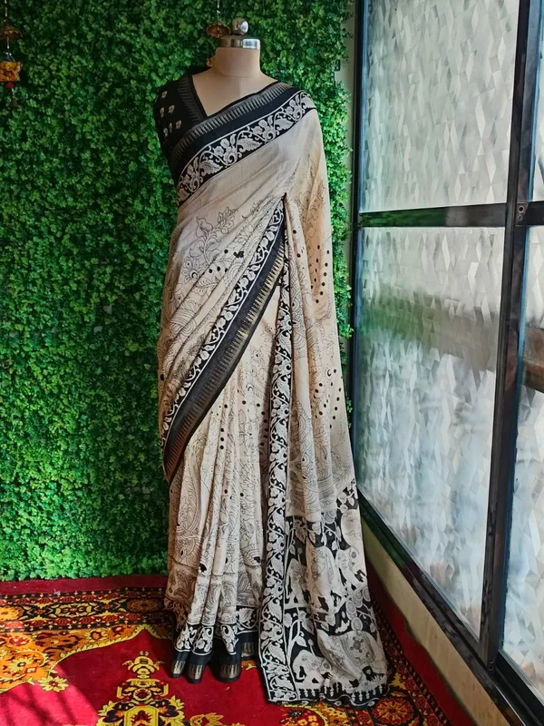 Ivory_color_Premium_Heavy_Mass_Mellow_Saree_with_High_Quality_Zari_Weaving_Border.