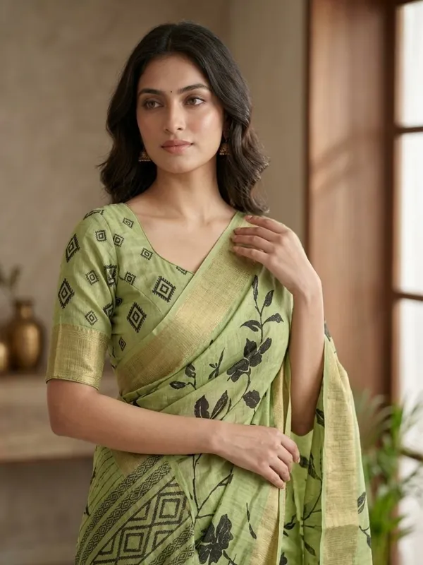 Pastel_Green_color_Premium_Heavy_Mash_Mellow_Saree_with_High_Quality_Zari_Weaving_Border.