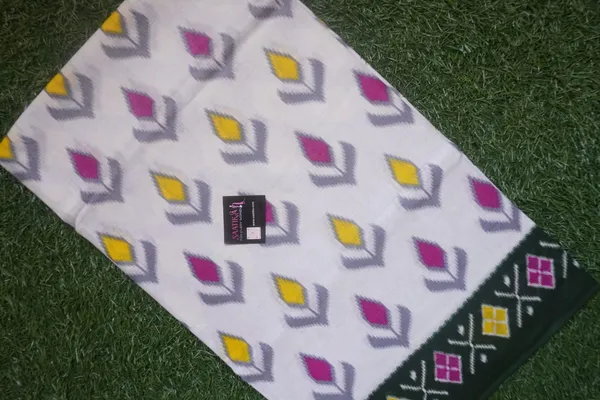 White_Pure_Cotton_Printed_Mulmul_Saree_For_Women