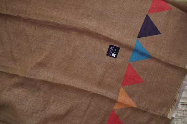 Tricolor_(_Mustered_Yellow,_Dark_Bric,_Mehandi_Green_)_Triangle_Design_Linen_Cotton_Saree