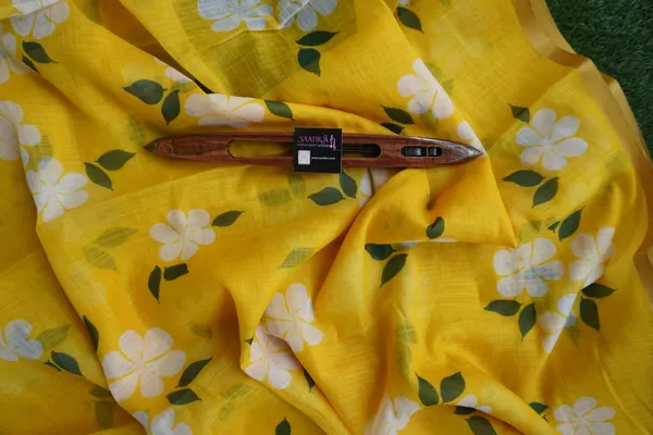 Yellow_Color_with_Beautiful_Flower_Print_Cotton_Linen_Saree