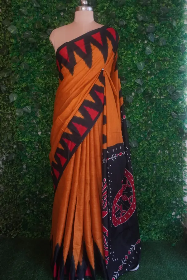 Golden_colour_Temple_Border_Light_Weight_Printed_Mul_Cotton_Saree_for_Women