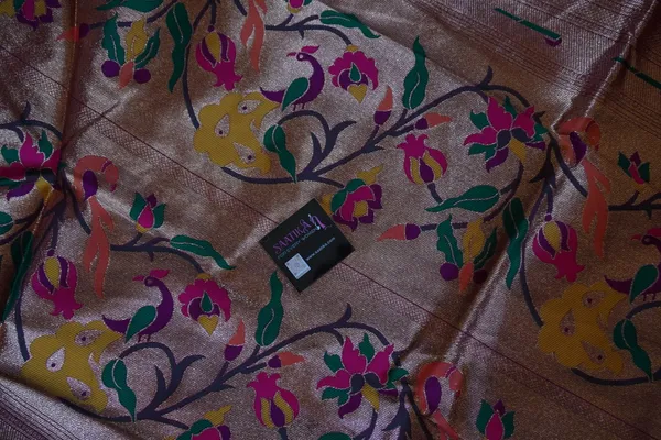 Maroon_color_Beautiful_Paithani_Silk_Saree_for_Women