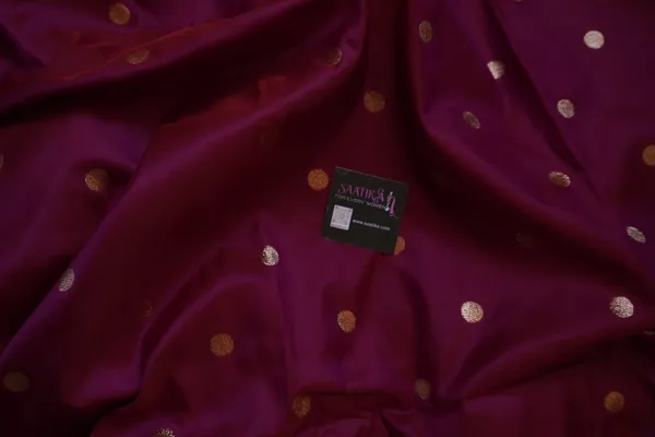 Maroon_color_Beautiful_Paithani_Silk_Saree_for_Women