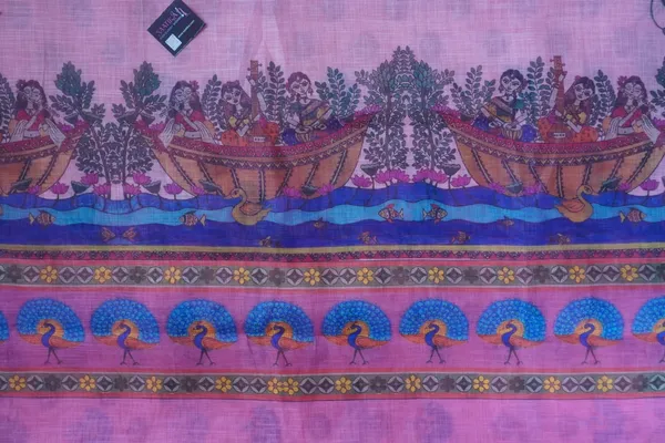 Pink_color_Beautiful_Peacock_and_Lotus_Printed_Cotton_Casual_Light_Weight_Saree